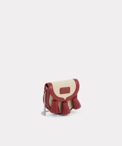 Couturecachet.shopf6272f8a57 1
